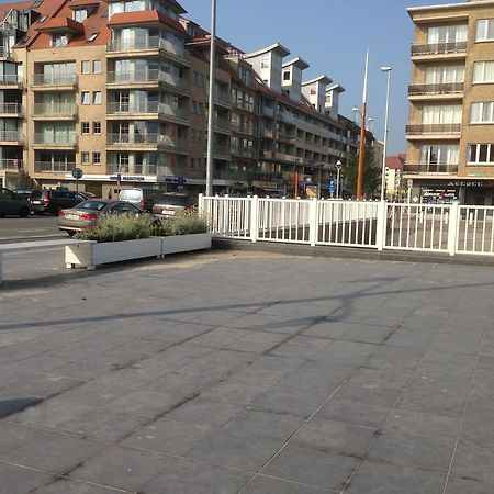 Residentie Hof Van Vlaanderen นิวว์ปอร์ท ภายนอก รูปภาพ