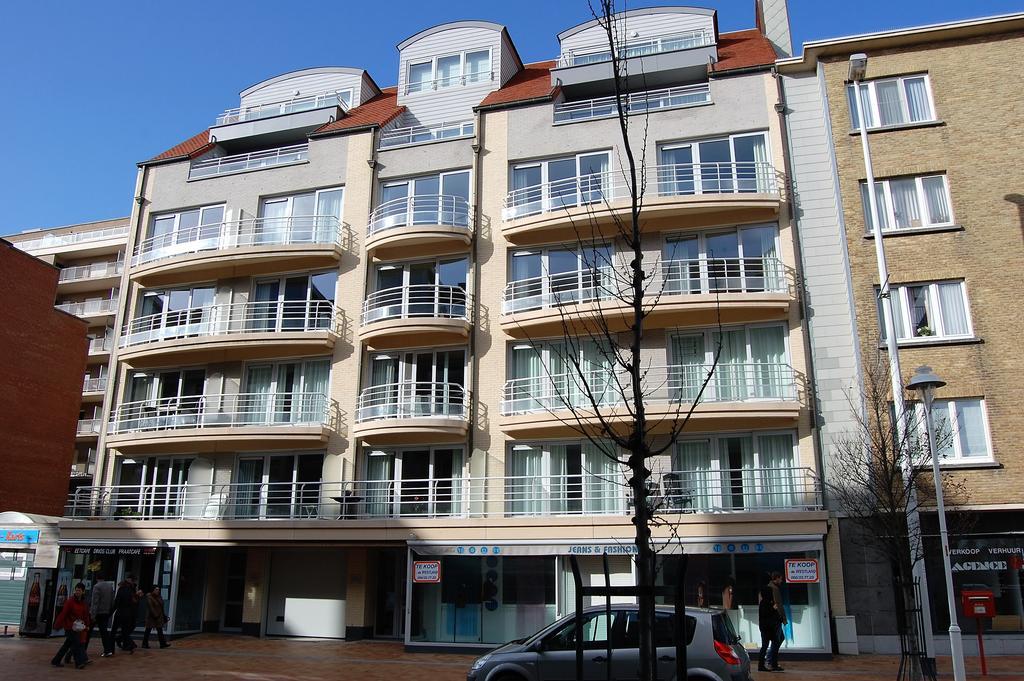 Residentie Hof Van Vlaanderen นิวว์ปอร์ท ภายนอก รูปภาพ