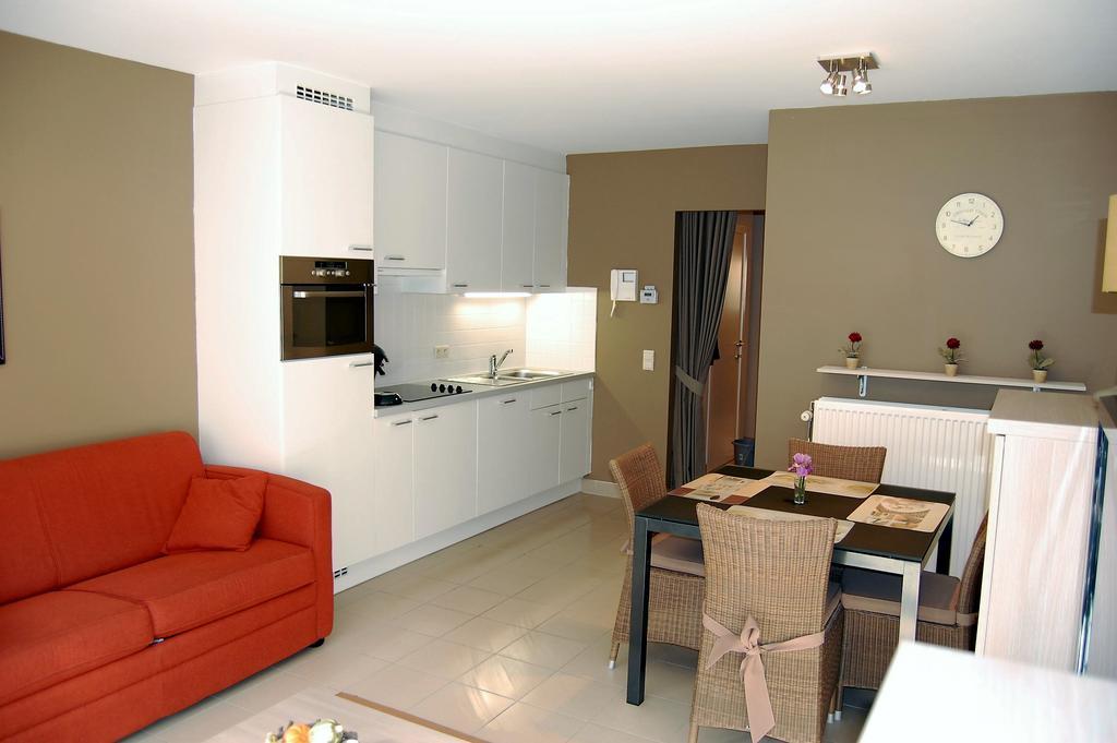 Residentie Hof Van Vlaanderen นิวว์ปอร์ท ภายนอก รูปภาพ